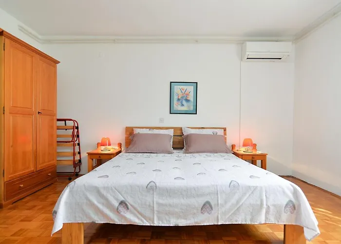 Apartment Anton 2083